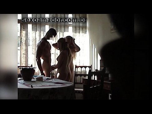 ❤️ სექსის მეგობრები იწვევენ გიგანტურ მამაკაცს და მასთან ერთად სამეულს ❌ პორნო პორნოში ka.pornolemon.ru